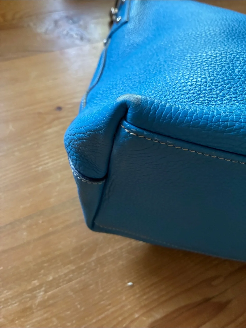 Fantastic Vintage Dooney Cerulean Blue Italian Leather Roomy Shoulder Hobo Bag